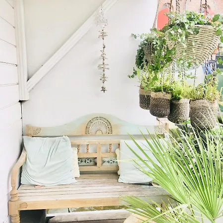 فندق مبيت وإفطار Houseboat Bonnie *