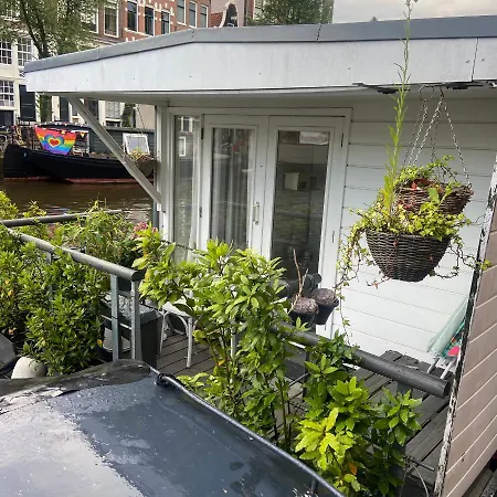 Houseboat Bonnie Bed & Breakfast Amsterdam