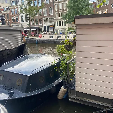 Houseboat Bonnie Couette-café *