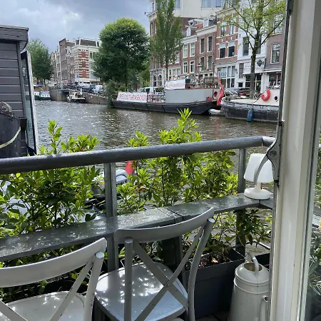 Houseboat Bonnie Couette-café *